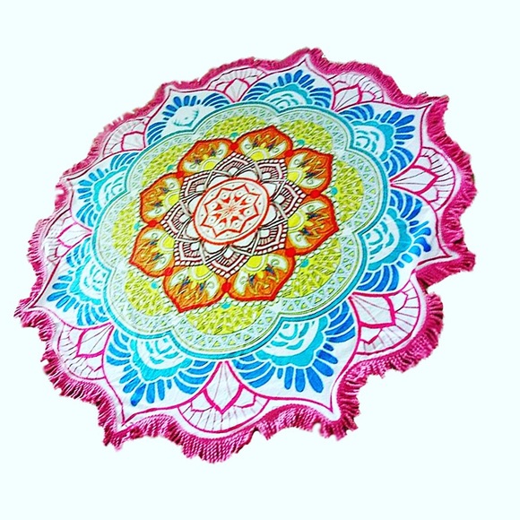 Round Beach Towel with fringe multi-purpose 60 in - Picture 7 of 11